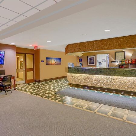 Days Inn By Wyndham Niagara Falls Lundys Lane Εξωτερικό φωτογραφία