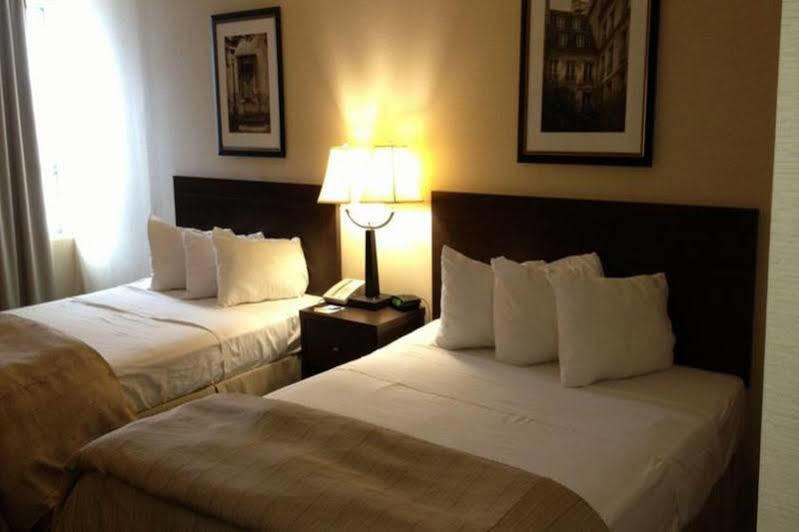 Days Inn By Wyndham Niagara Falls Lundys Lane Εξωτερικό φωτογραφία